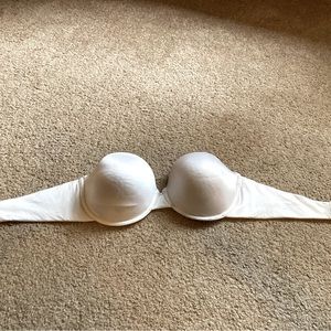 Maidenform Strapless bra